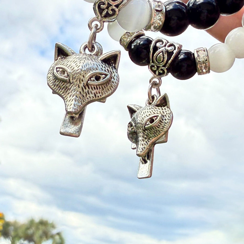 Wolf and Cross Gemstone Bracelet – Spiritual Amulet Jewelry Gift for Women