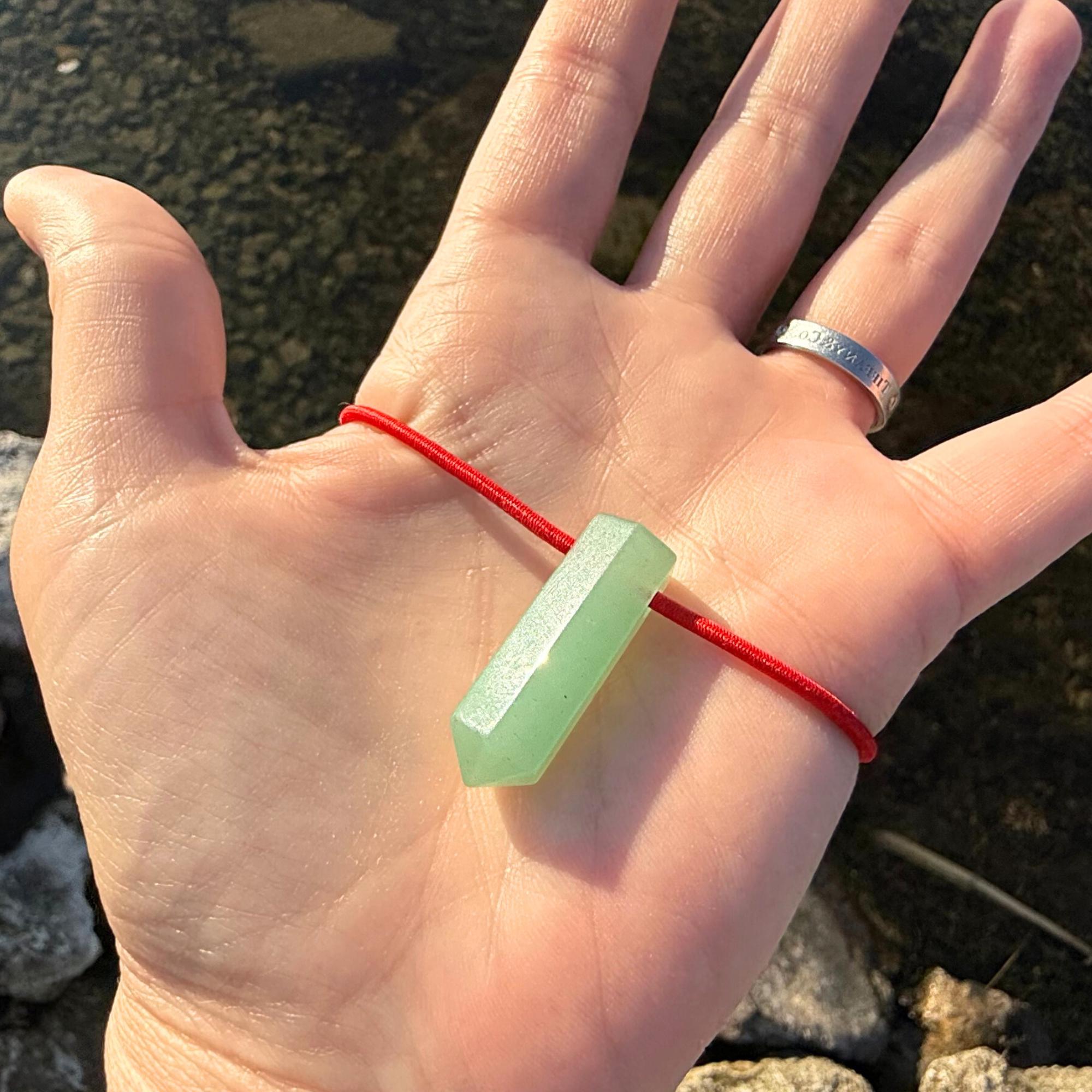 Green Quartz Palm Bracelet: Abundance Amulet - Meditation Crystal Fidget